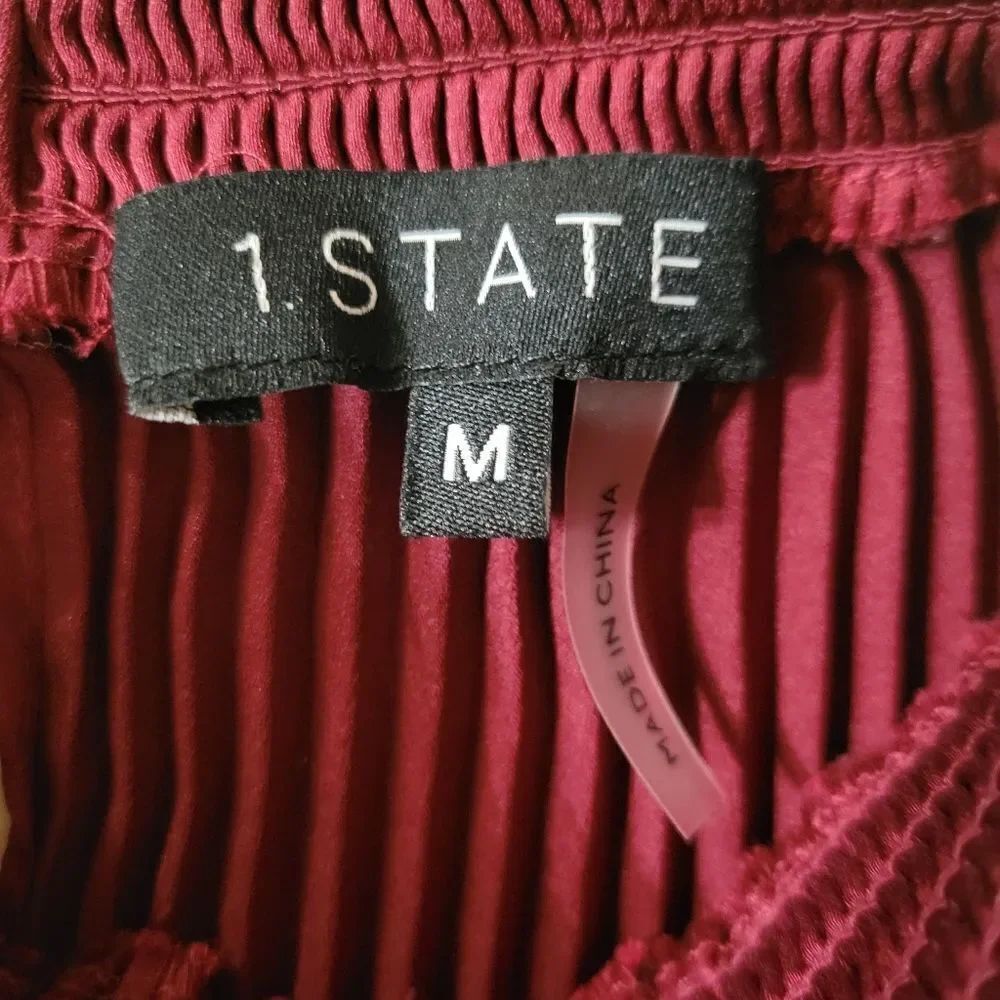 1.STATE Pleated Halter-Neck Top - Picture 4 of 13